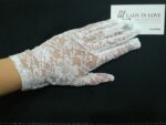 Къси бели дантелени сватбени ръкавици