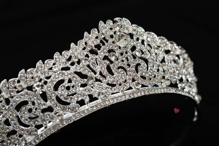 Кристални корони за сватба бал и конкурси