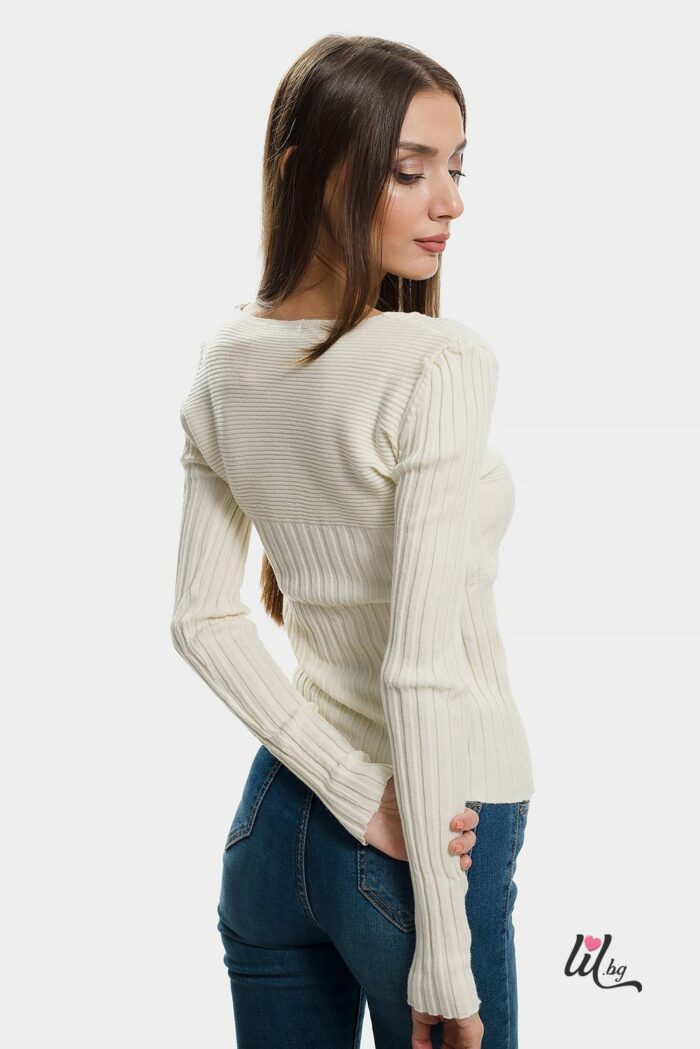 Елегантен пуловер