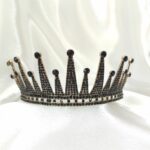 Черна корона Анна