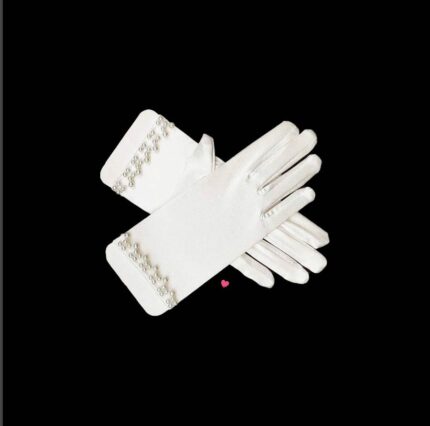 white gloves pearls